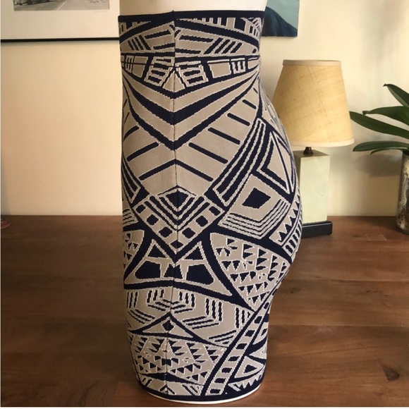 BCBGMAXAZRIA Katiya Medallion Knit Jacquard Skirt - Picture 2 of 5